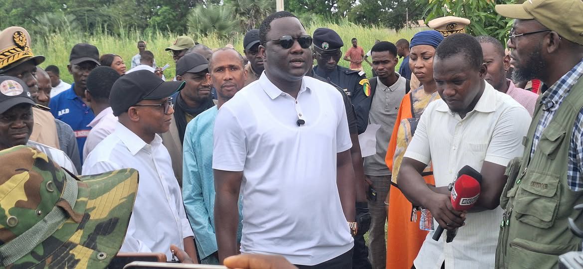 Visite de travail du Ministre des Infrastructures à l’UASZ