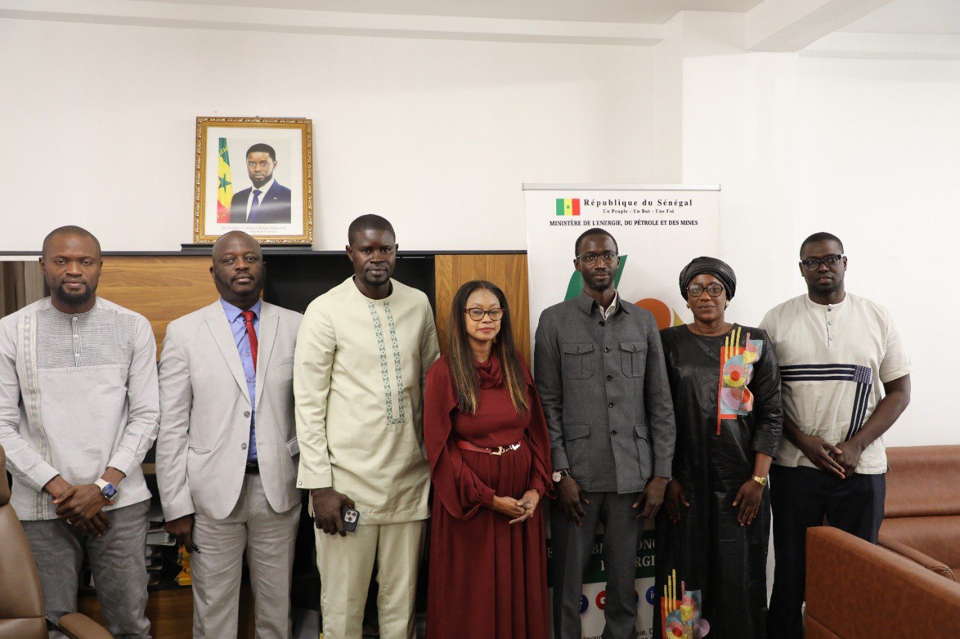 Synergie institutionnelle: La Directrice générale de l’AEME reçoit en audience le Recteur de l’Université Amadou Mahtar MBOW